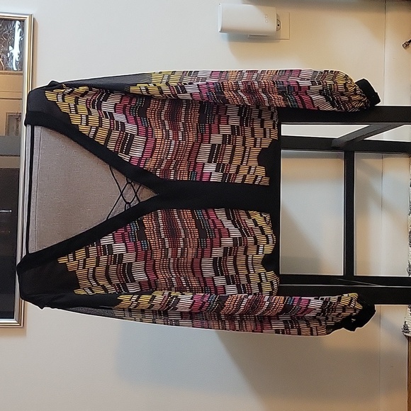 bebe brand Top size Large NWOT - Picture 5 of 10